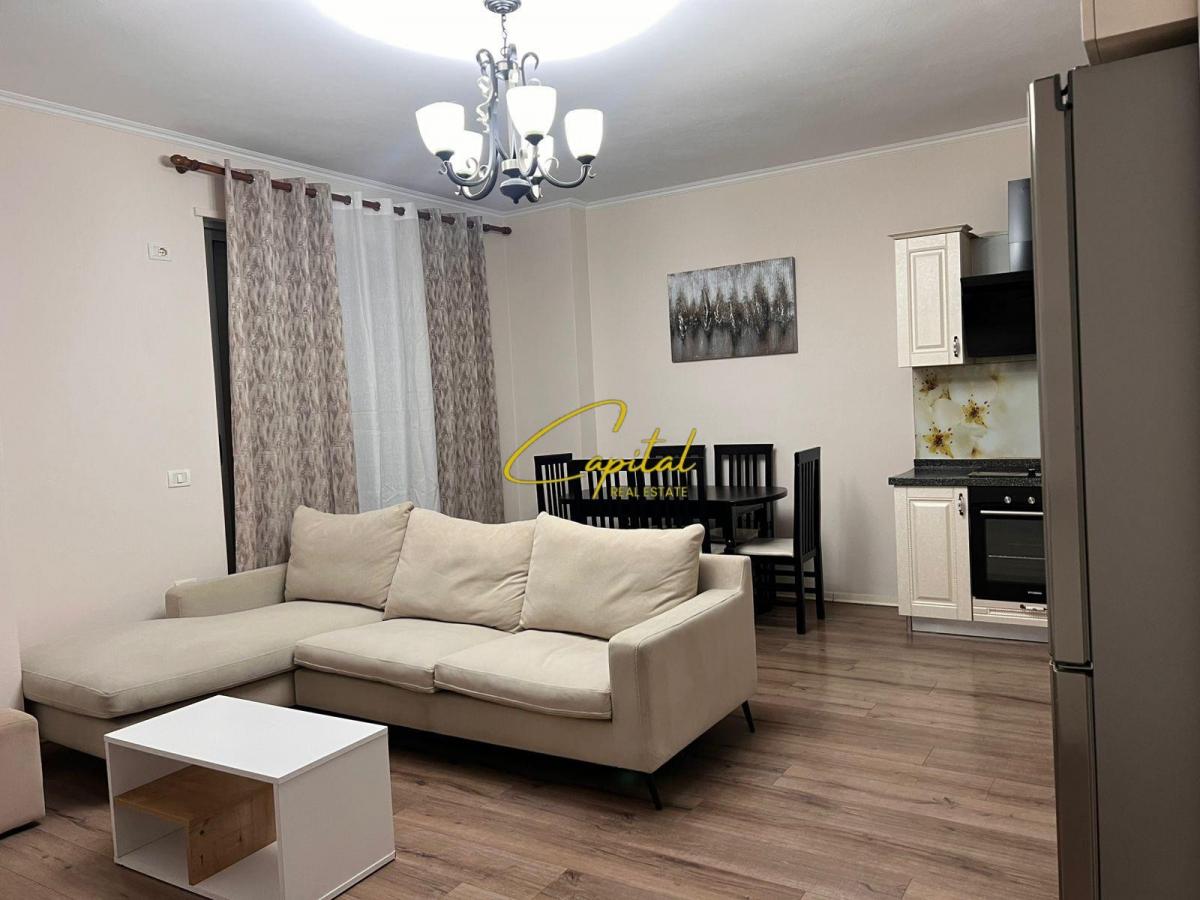 Apartament me qira 2+1 fresku 45.000 leke