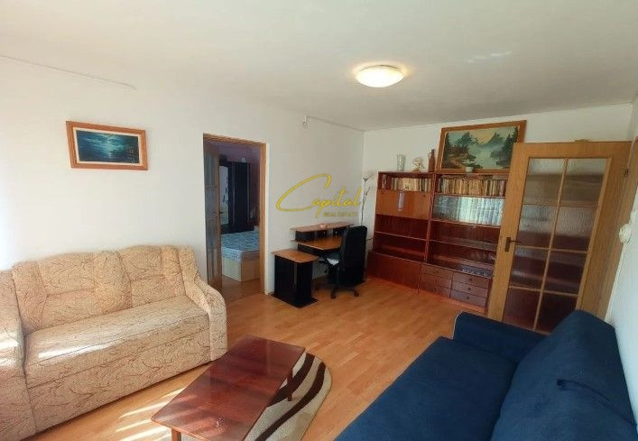 Shitet apartament 2+1 rruga e dibres 98.000 euro