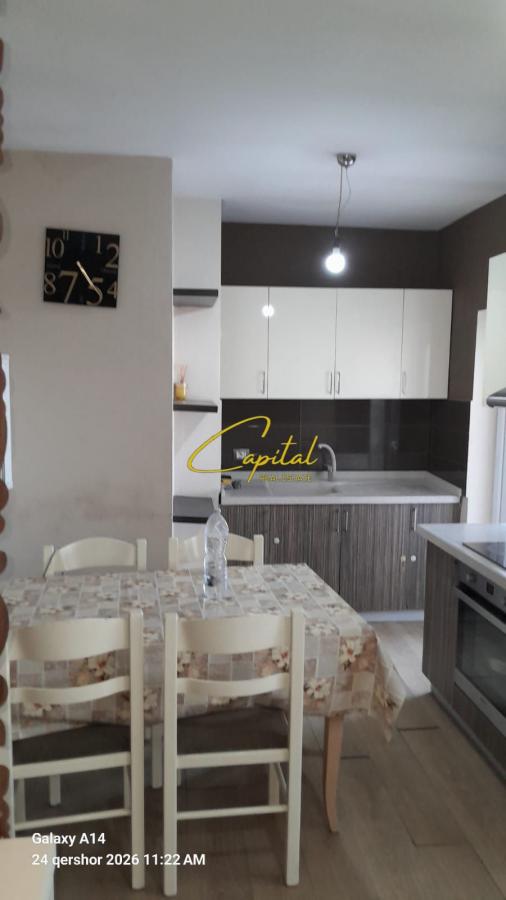 Apartament me qira 2+1 rruga dritan hoxha 48.000 leke