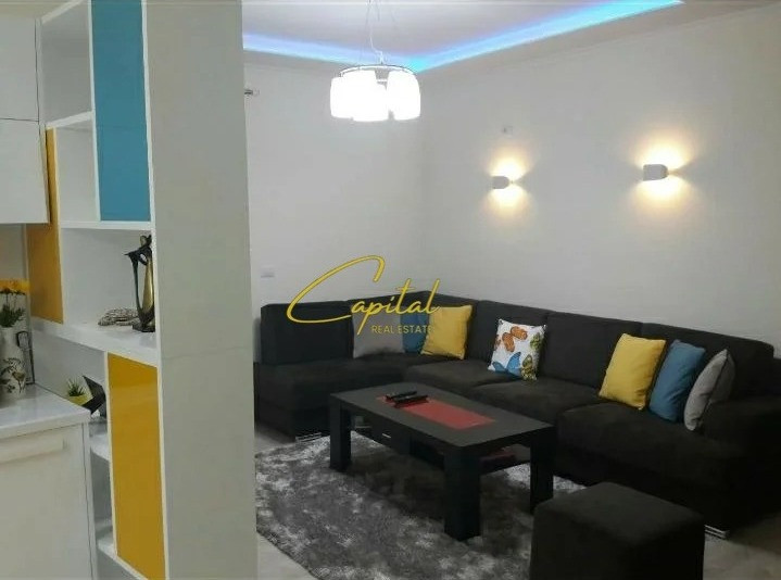 Shitet apartament 2+1 kompleksi magnet 235.000 euro