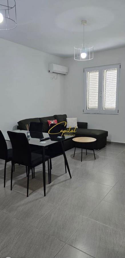 Apartament me qira 1+1 komuna e parisit 55.000 leke
