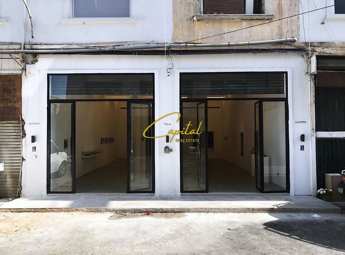 Shitet dyqan 64 m2 21 dhjetori 195.000 euro