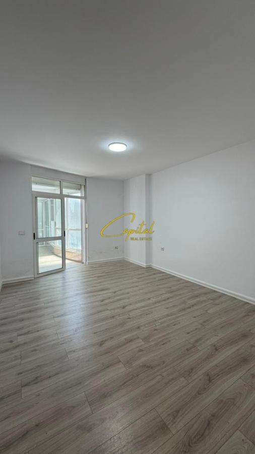 Zyre em qira 130 m2 ish ekspozita 80.000 leke