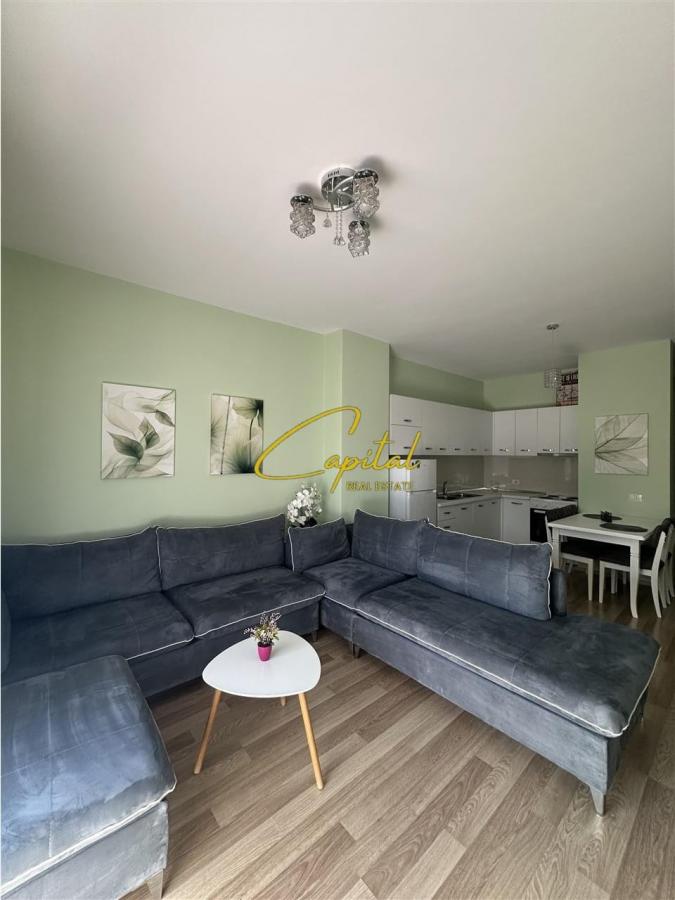 Apartament em qira 1+1 qender 700 euro