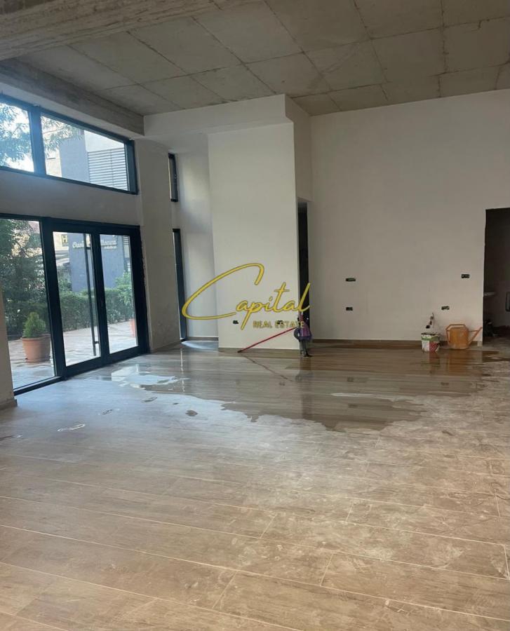 Ambient biznesi em qira 210 m2 brryli 1.500 euro