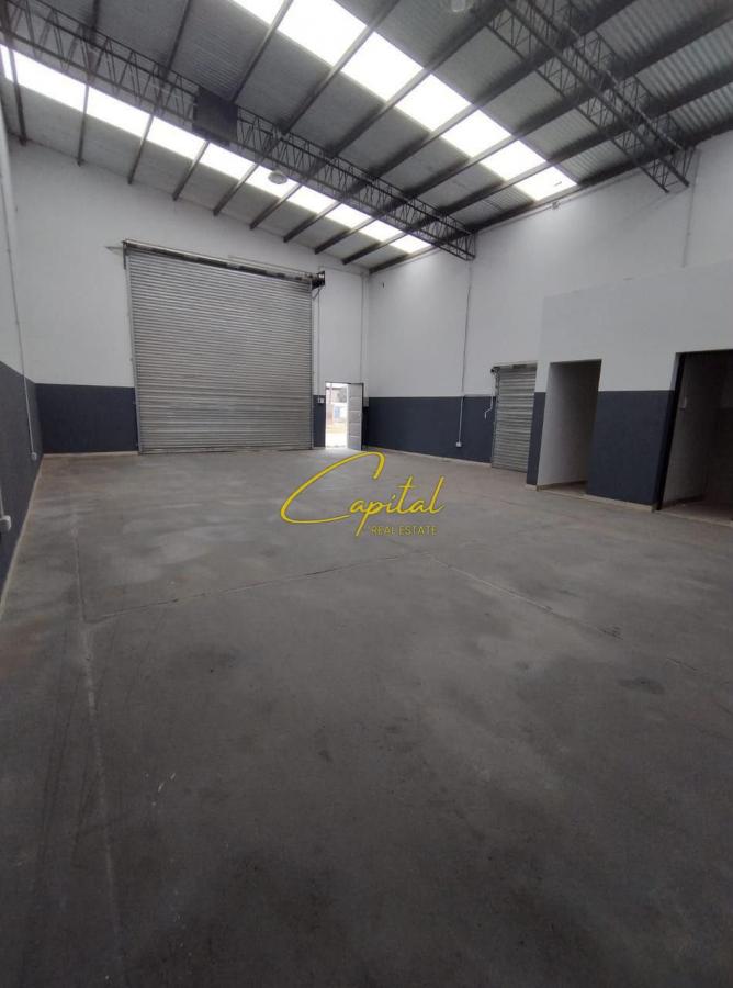 Magazine me qira 800 m2 kombinat 2.600 euro