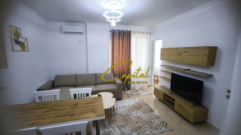 Apartament me qira 1+1 astir 470 euro
