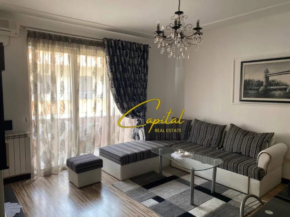 Apartament me qira 2+1 liqeni i thate 600 euro