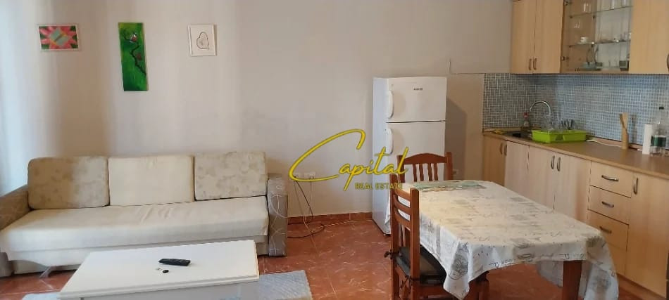 Apartament me qira 1+1 rruga e elbasanit 52.000 leke