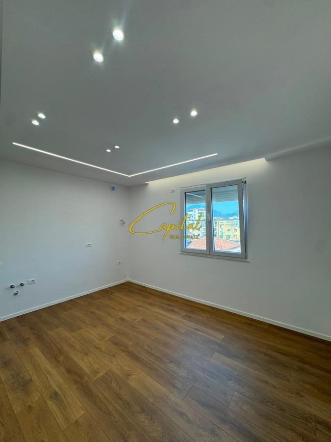 Apartament me qira 2+1 pazari i ri 168.000 euro