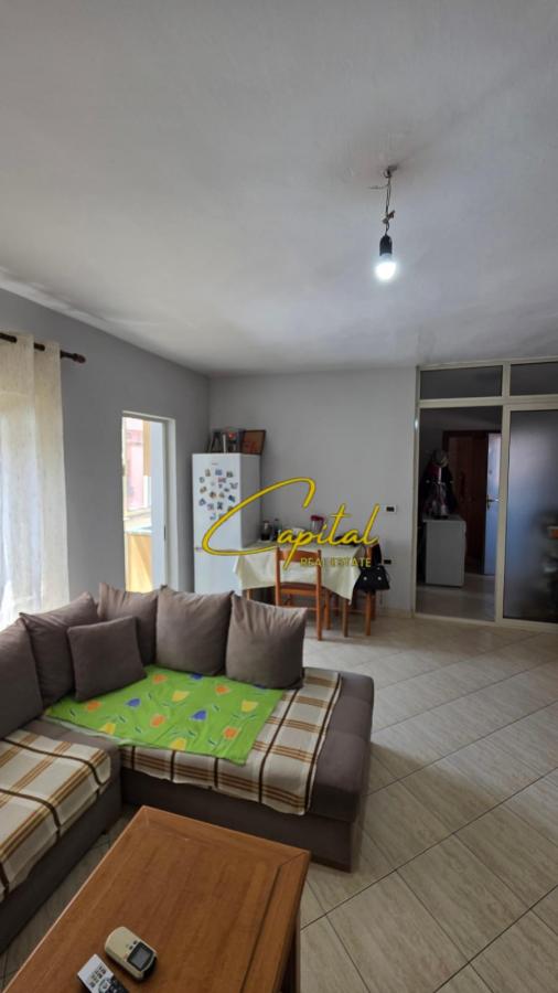 Shitet apartament 1+1 myslym shyri 135.000 euro