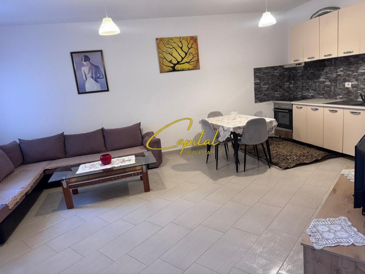 Apartament em qira 1+1 astir 40.000 leke