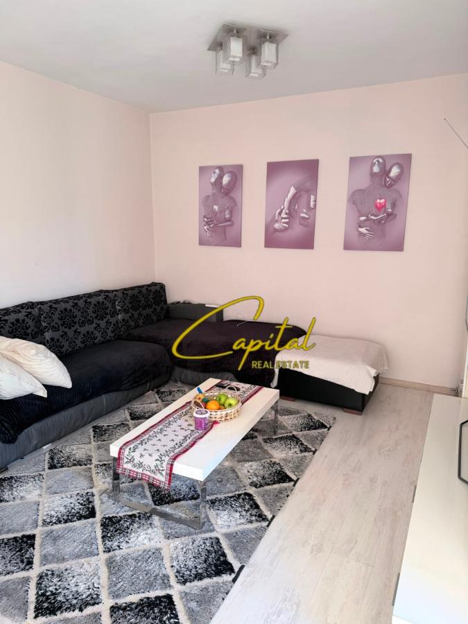 Apartament me qira 1+1 materniteti i ri 55.000 leke