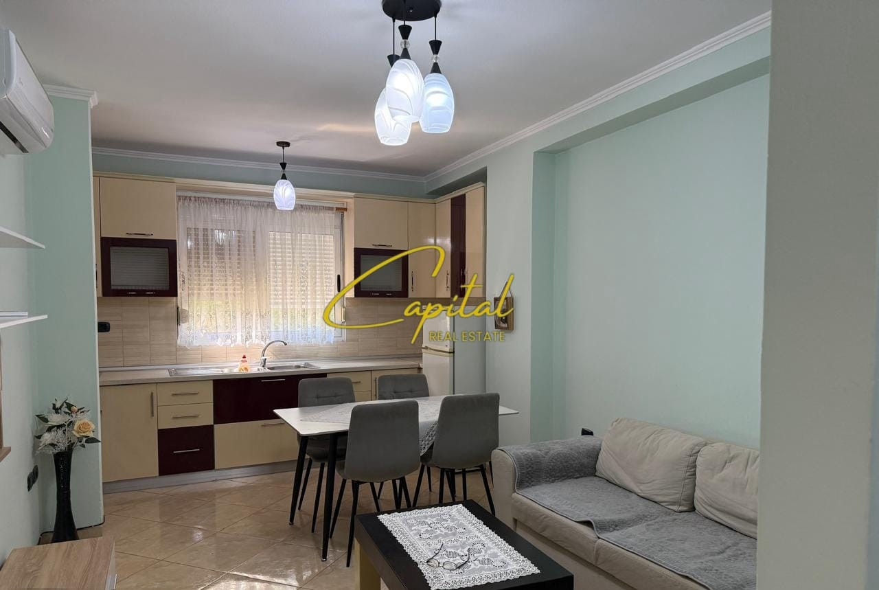 Apartament me qira 2+1 materniteti i ri 50.000 leke