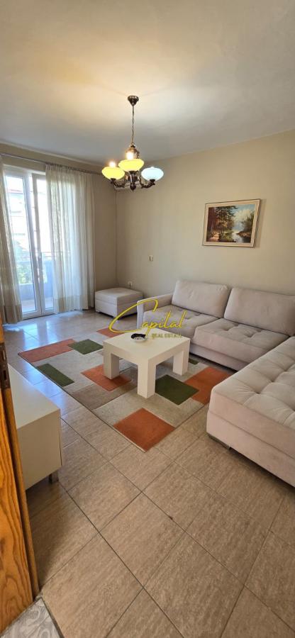 Shitet apartament 2+1 vasil shanto 158.000 euro