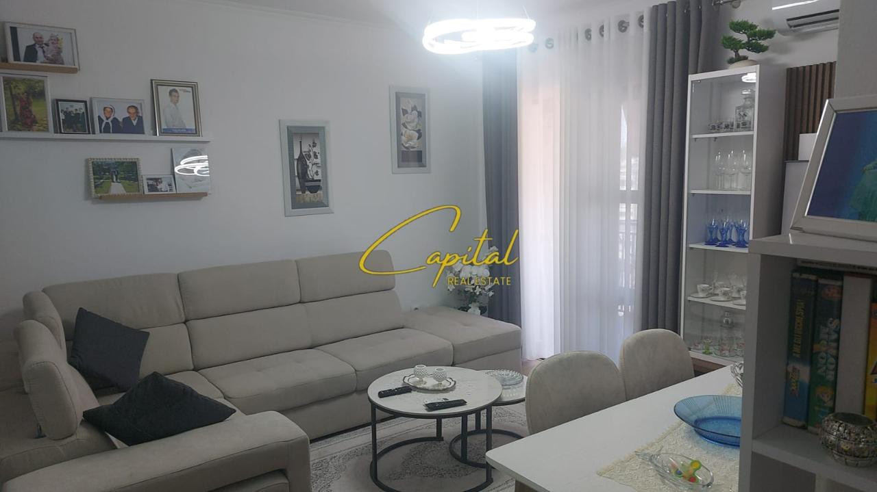 Shitet apartament 1+1 kinostudio 15.800.000 leke
