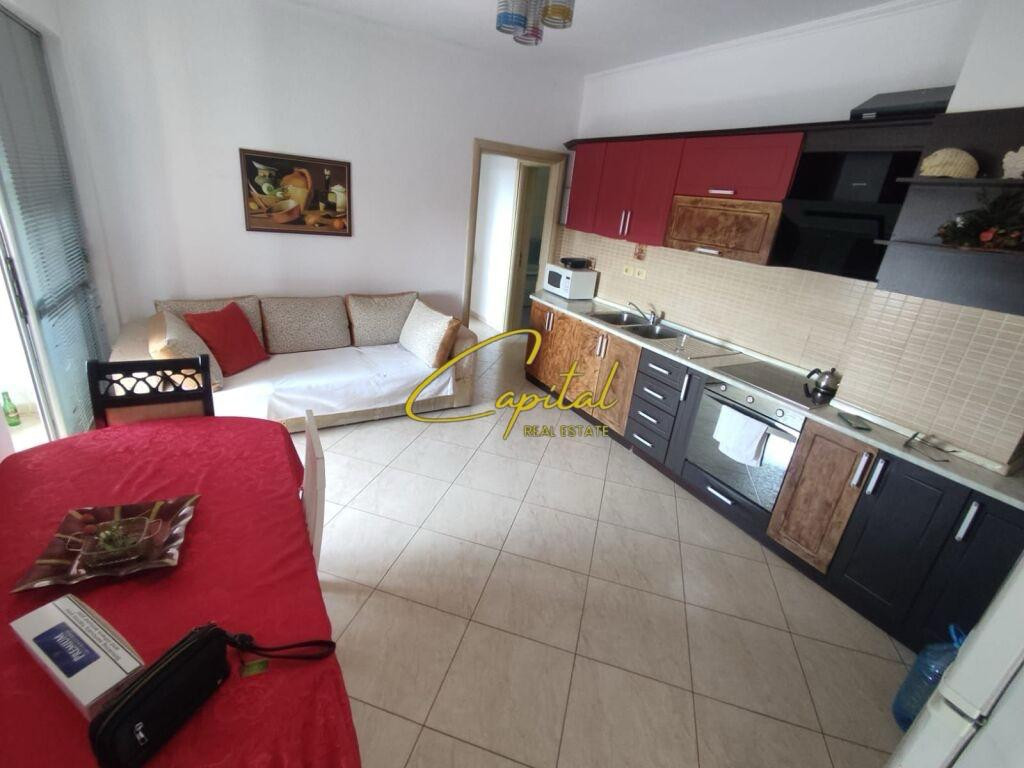 Apartament em qira 2+1 ministria e drejtesise 70.000 leke