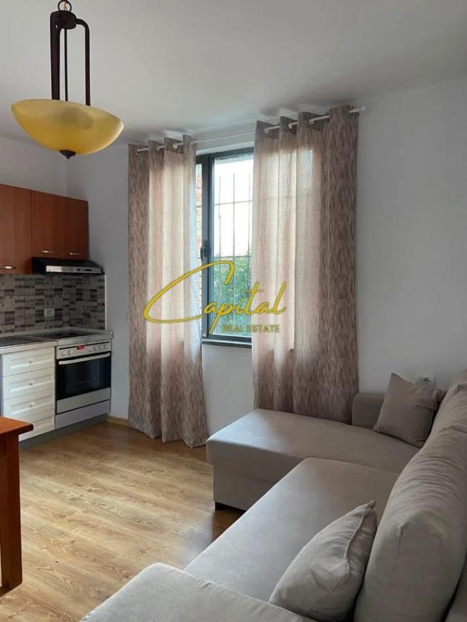 Apartament me qira 1+1 qender 65.000 leke