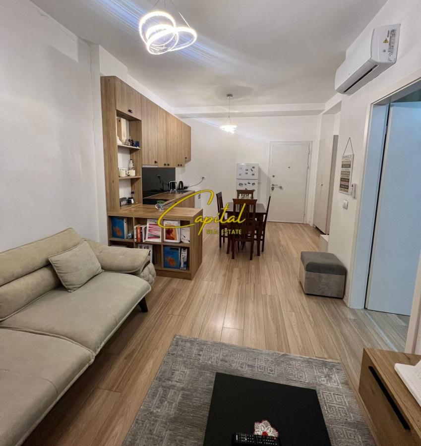 Apartament me qira 1+1 ish stacioni trenit 450 euro