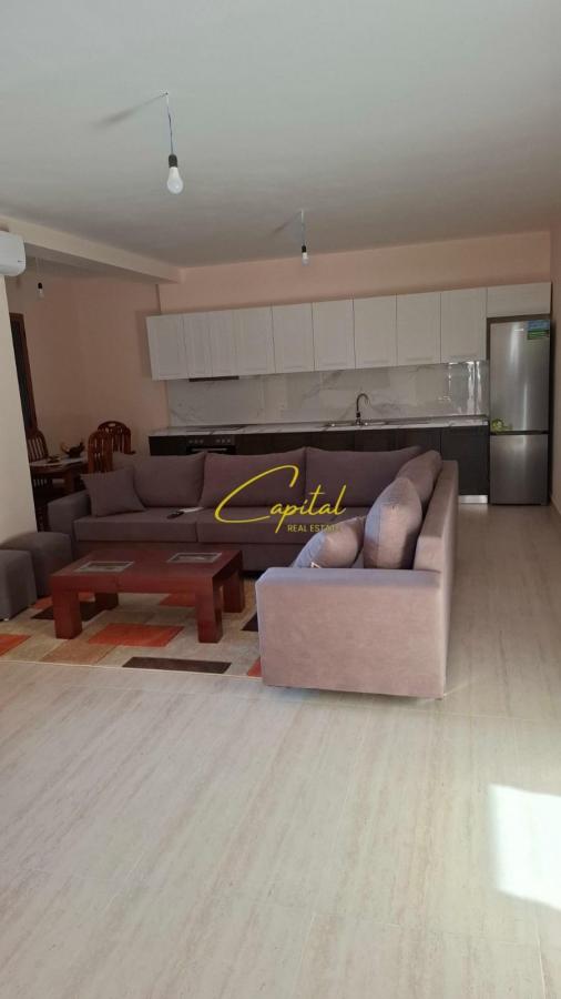 Apartament me qira 2+1 laprake 60.000 leke