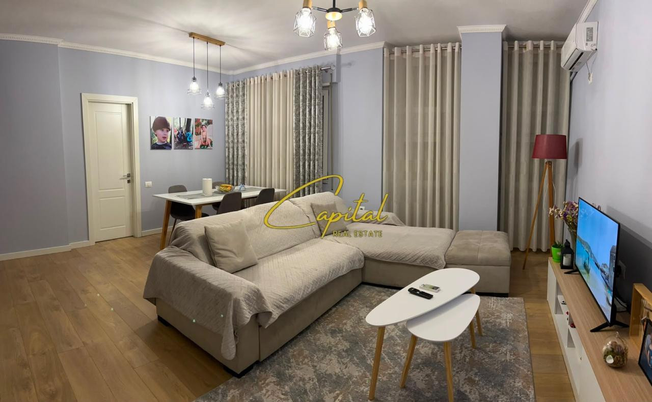 Apartament me qira 2+1 komuna e parisit 85.000 leke
