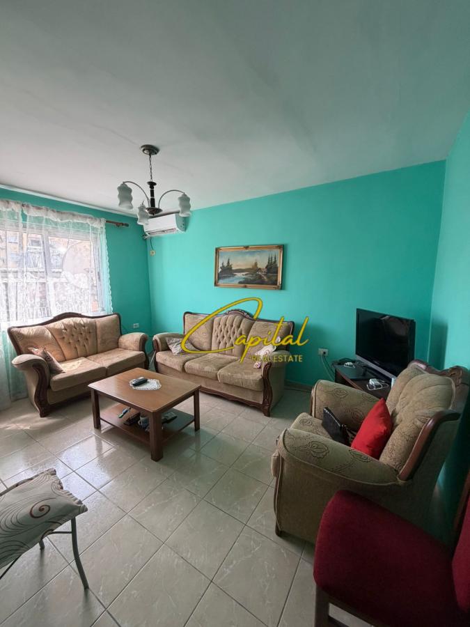 Apartament me qira 2+1 ish trgeu elektrik 40.000 leke