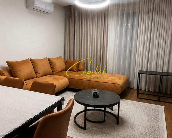 Shitet apartament 1+1 kompleksi farmacia 10 170.000 euro