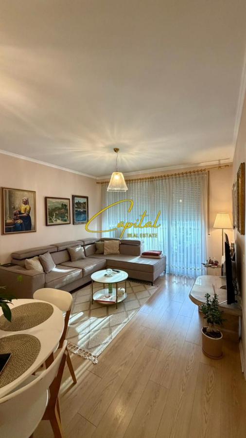 Apartament me qira 1+1 don bosko 60.000 leke