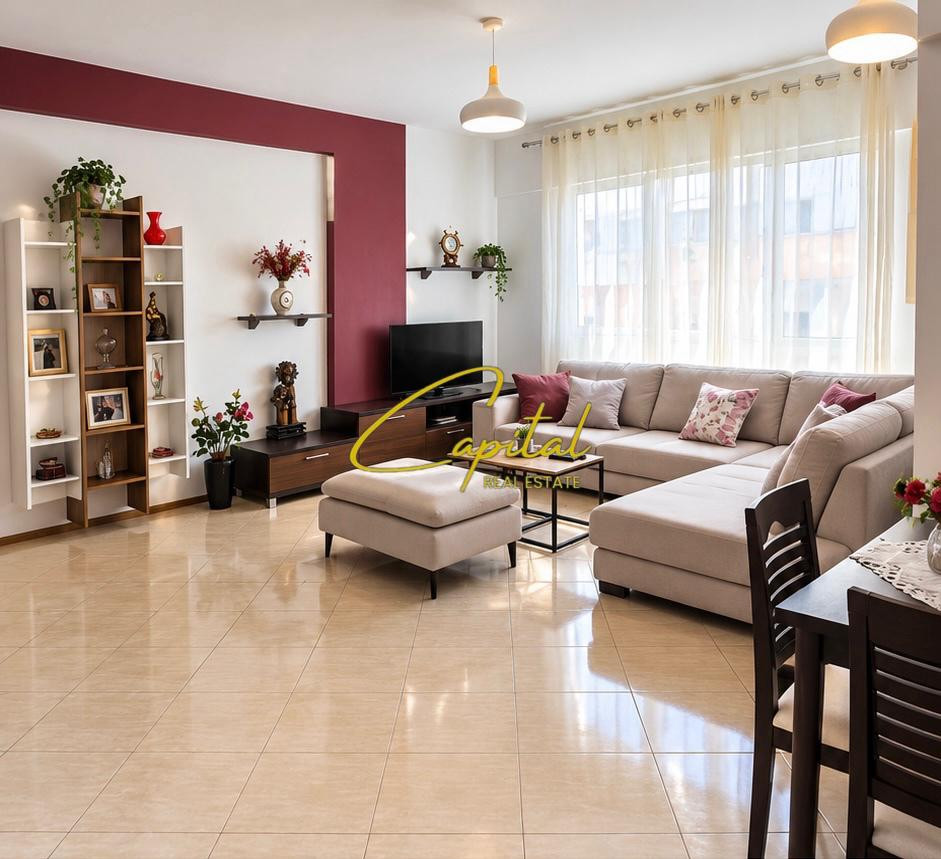 Apartament me qira 2+1 komuna e parisit 800 euro