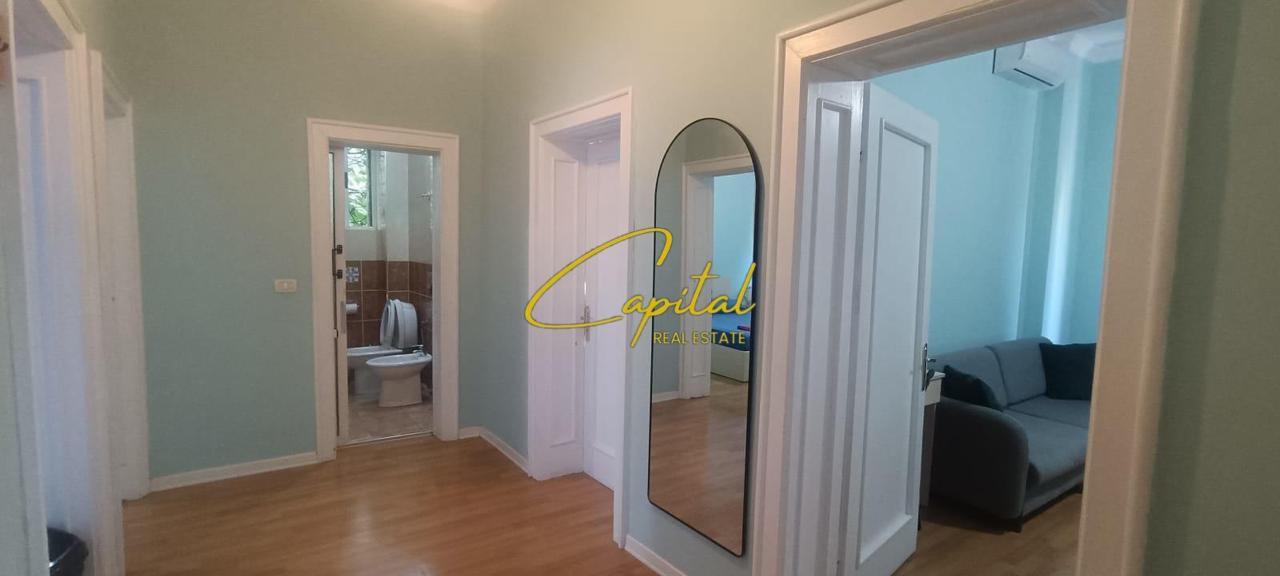 Apartament me qira 3+1 rruga e barrikadave 70.000 leke