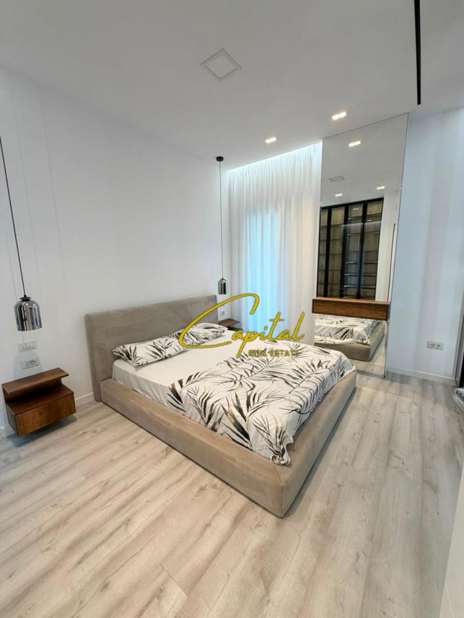 Apartament me qira 2+1 5 maji 1000 euro