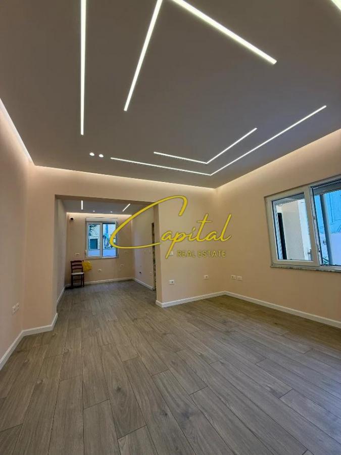 Vile private me qira 341 m2 21 dhjetori 210.000 euro