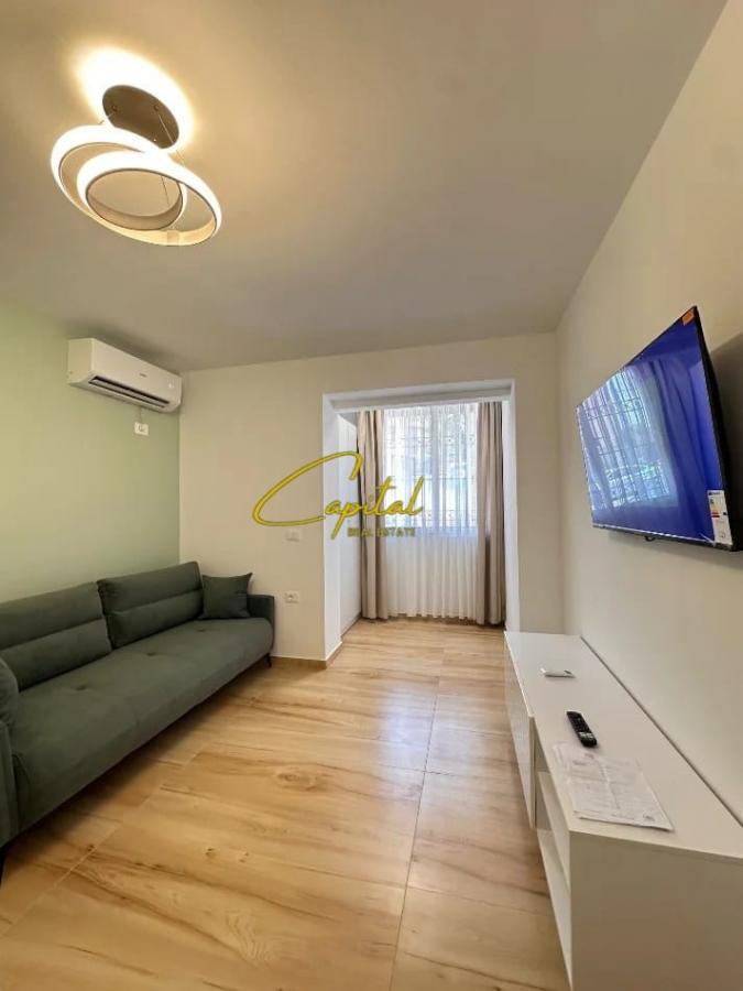 Apartament me qira 1+1 ish tregu elektrik 50.000 leke