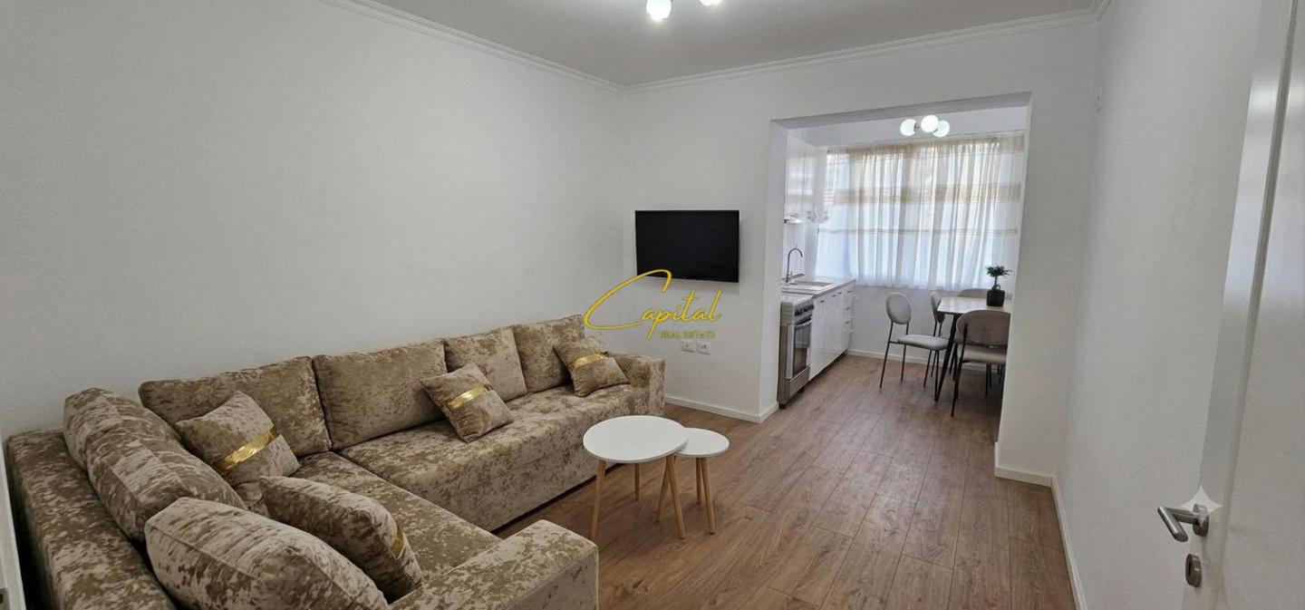 Apartament me qira 1+1 zogu i zi 60.000 leke