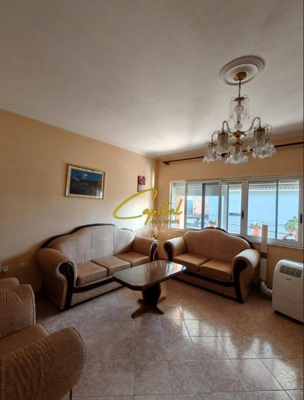 Apartament me qira 3+1 spitali amerikan 2 60.000 leke