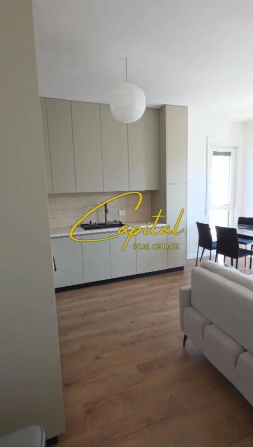 Apartament me qira 2+1 5 maji 65.000 leke