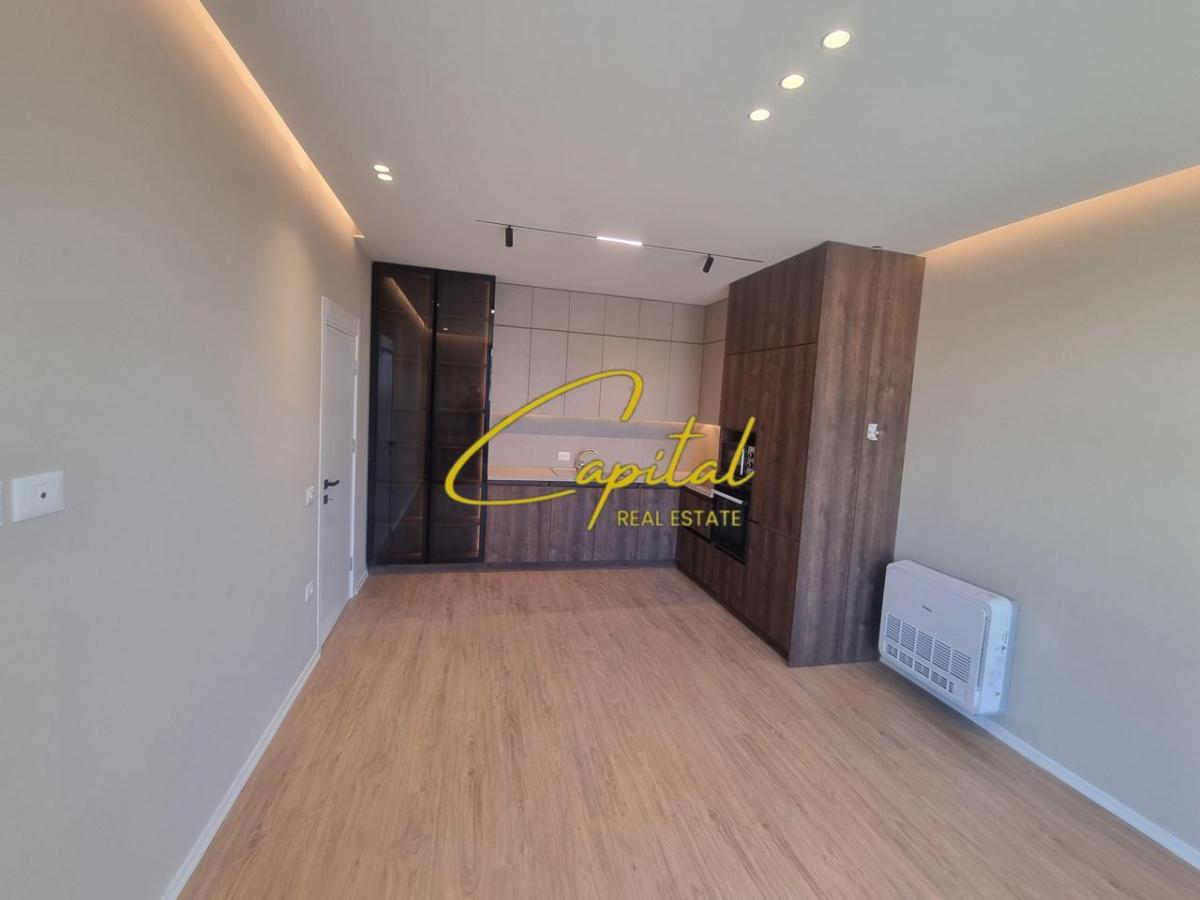 Apartament me qira 1+1 ish stacioni trenit 660 euro