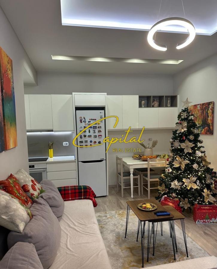 Apartament me qira 2+1 stadiumi dinamo 900 euro
