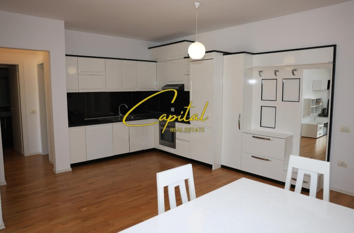 Apartament me qira 2+1 kopshti botanik 80.000 leke