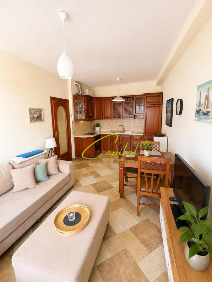 Apartament me qira 2+1 ish stacioni trenit tirane 650 euro
