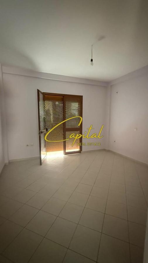 Apartament me qira 3+1 kodra e priftit 50.000 leke