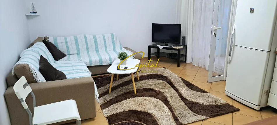 Apartament me qira 1+1 ish tregu elektrik 45.000 leke