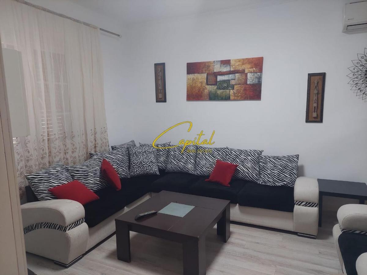 Apartament me qira 2+1 ish tregu elektrik 65.000 leke
