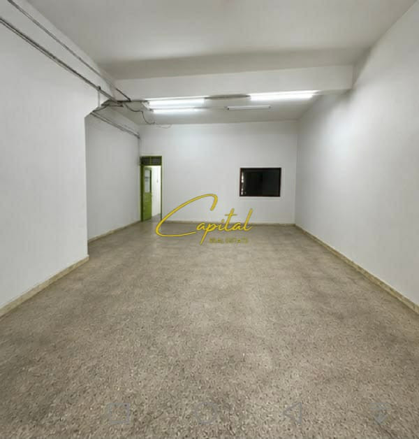 Dyqan me qira 40 m2 astir 500 euro