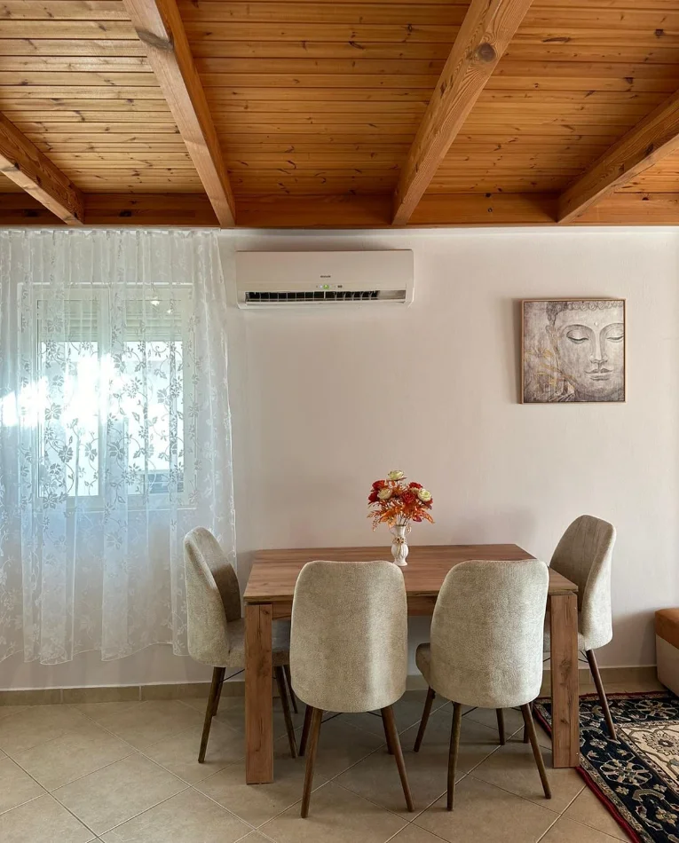 🏡 APARTAMENT DUPLEX ME QIRA – FRESKU, TIRANË -- 50.000 Leke/muaji