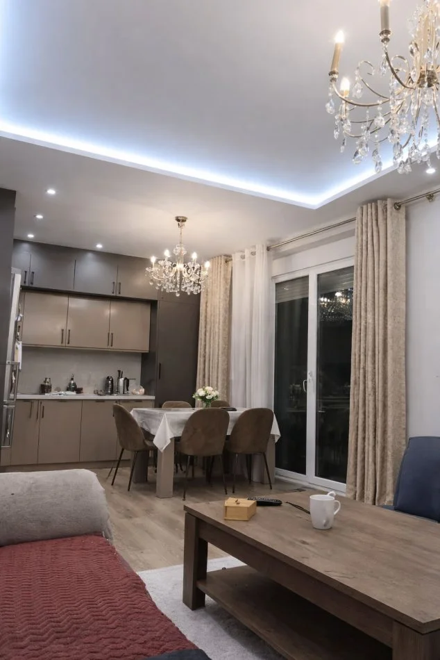 Apartament me qera 2+1 komun parisit 110.000 leke