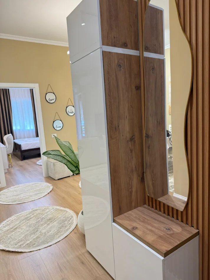 Apartament 1+1 me qira pranë Kopshtit Botanik