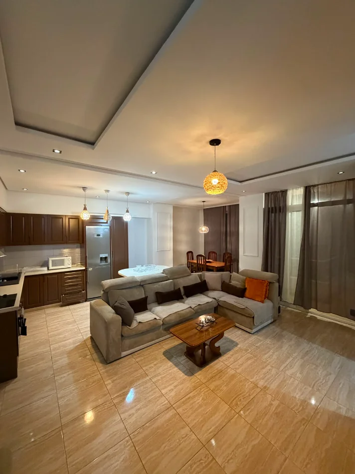 Apartament 2+1+2 talete + 2 ballkone me qira – Astir - 500 € / muaj (e diskutueshme)