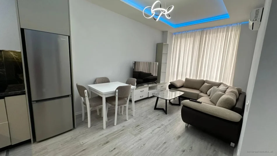 [B2101895] Tirane, jepet me qera apartament 1+1+Ballkon Kati 10, 60 m² 700 €