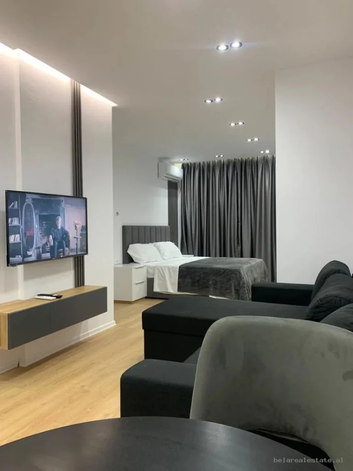 [BG190] Tirane, jepet me qera apartament 3+1 Kati 3, 100 m² 2.200 €